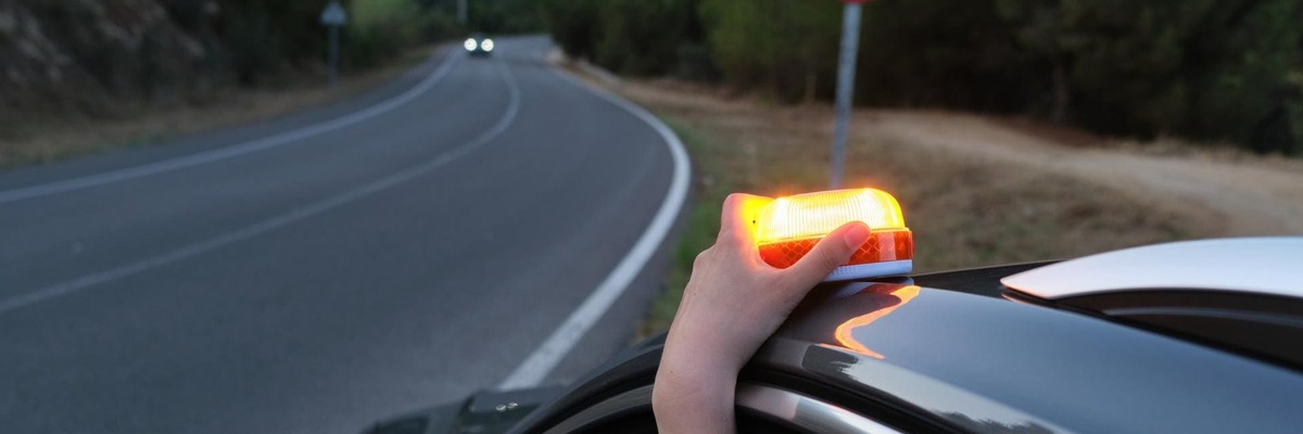 Baliza V16 geolocalizada homologada DGT 3.0 obligatoria en 2026: guía y comparativa